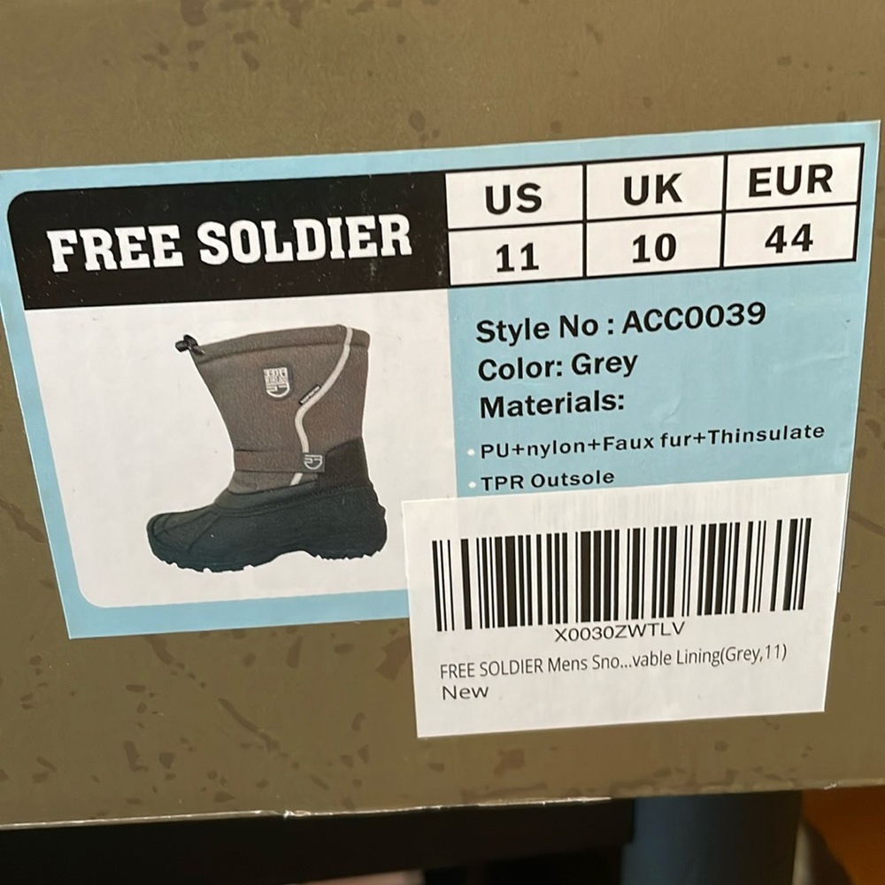 Free Soldier winter boots - Brand New in box - Size 11